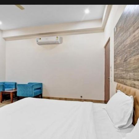 Hotel Amrapali Inn Jaipur Ngoại thất bức ảnh