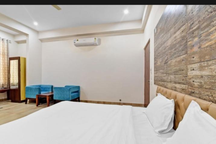 Hotel Amrapali Inn Jaipur Ngoại thất bức ảnh