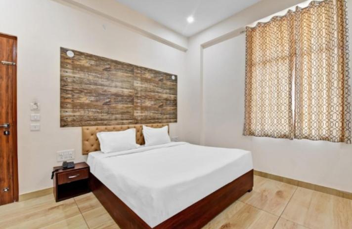 Hotel Amrapali Inn Jaipur Ngoại thất bức ảnh